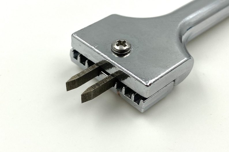 Adjustable magnetic snaps & Purse feet prongs punch hole cutting punch cutter