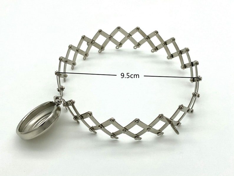 Vintage Embossed Sew-In Kiss-Lock Purse Frame with Chain Loops, 9.5 cm
